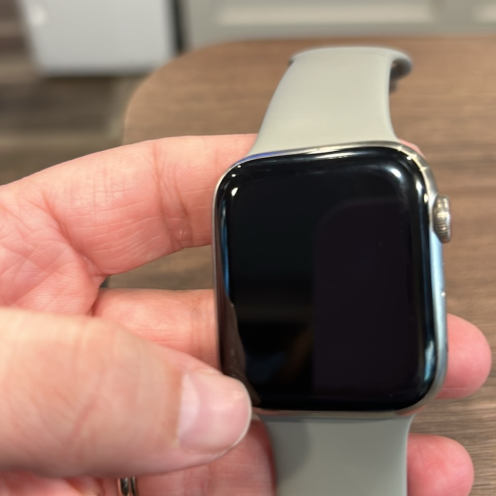 Apple Watch 5 - Picture 8 of 11